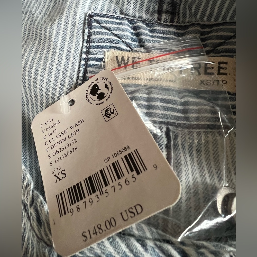K23. New We The Free Denim Dreaming Railroad Stripe Henley Striped - Picture 3 of 3